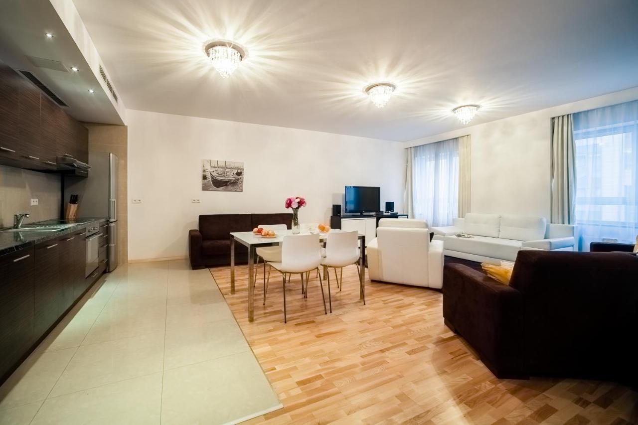 Platinum Towers E-Apartments Varsavia Esterno foto